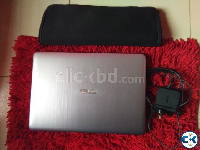 ASUS 6th Gen i3 large image 0