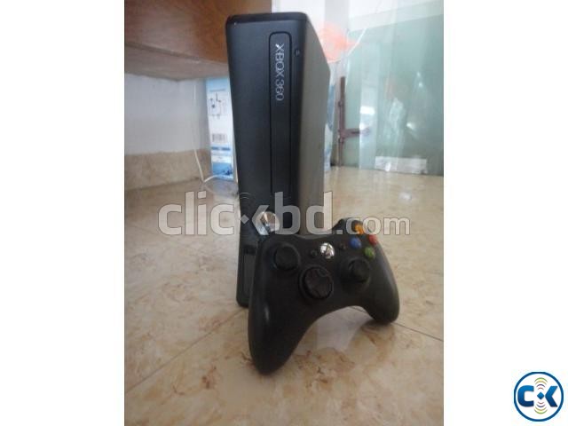 xbox 360 slim large image 0