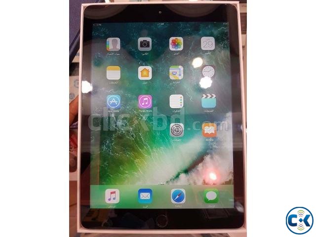 IPAD 9.7 Wi-Fi 32GB Grey MP2F2AE A  large image 0