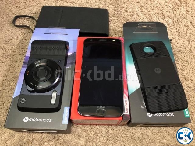 Motorola Moto Z2 Force. 64GB Black T-Mobille Unlocked. large image 0