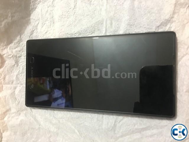 Sony Xperia Z5 large image 0