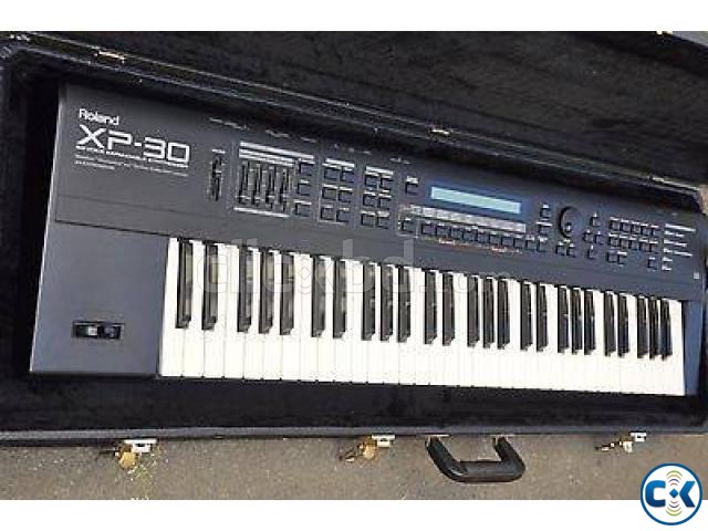 Roland xp30 like brand new large image 0