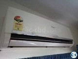 Like new Whirlpool split AC 1.5 Ton Up for sale Only 33000
