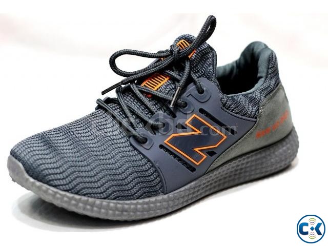 Men s sports shoe 722 large image 0