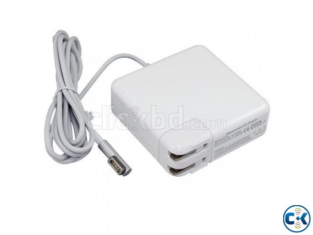 Apple MacBook 60W Charging Adapter large image 0