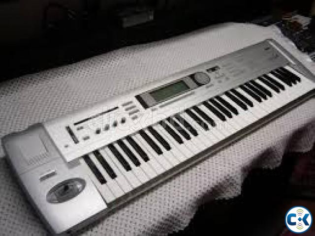 korg triton le large image 0