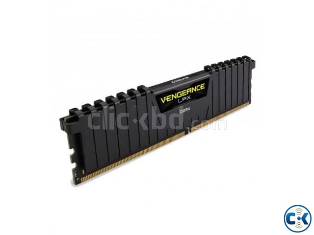 CORSAIR 16GB 2x8GB DDR4 DRAM 3200MHz large image 0