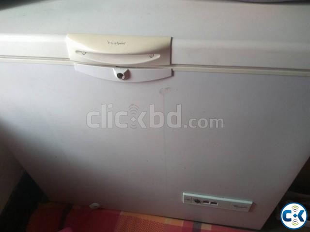 Whirlpool chest freezer 315L large image 0