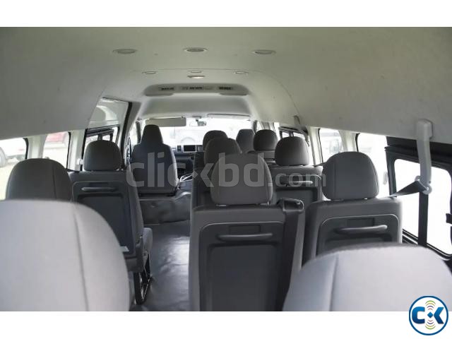 2018 Toyota Hiace Bus large image 0