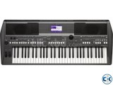 Yamaha PSR S670