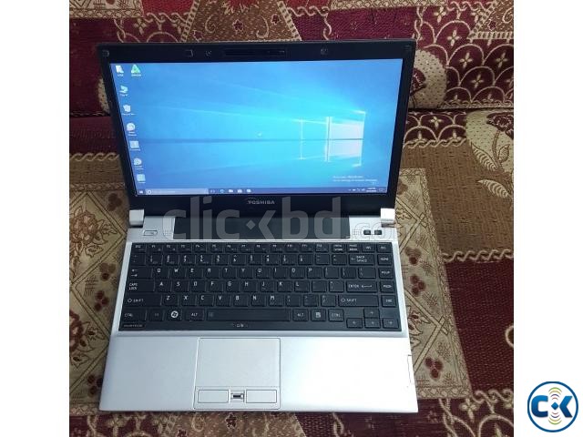 Toshiba core i7 Slim Laptop Buy Japan large image 0