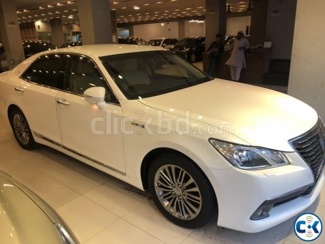 TOYOTA CROWN G HYBRID PEARL 2013 large image 0