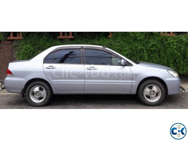 Mitsubishi Lancer silver 2004 large image 0