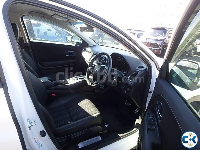 HONDA VEZEL S PEARL 2014 large image 0