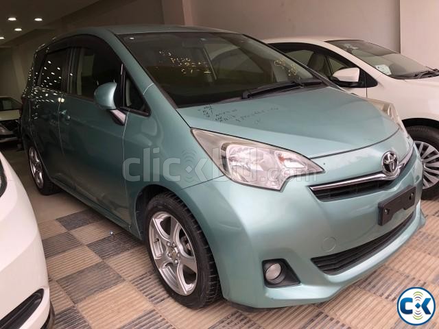 Toyota Ractis G Light Green 2012 large image 0