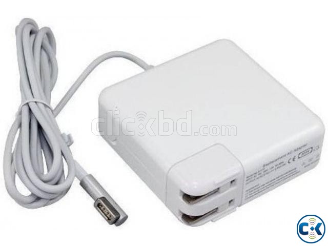 macbook charger 60 w large image 0