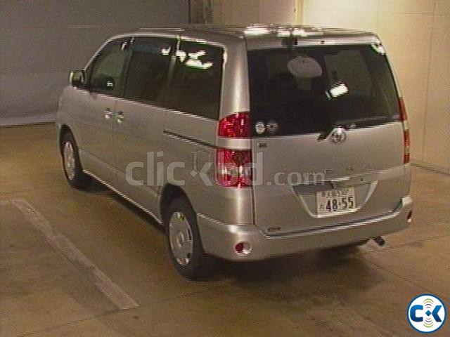 Toyota X Noah 2004 large image 0