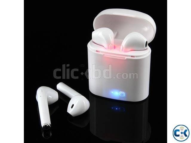 i7s Dual Twins Bluetooth Earphone with Charger DOC large image 0