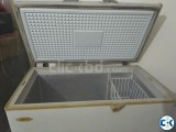 Singer 215 liter Deep Freezer