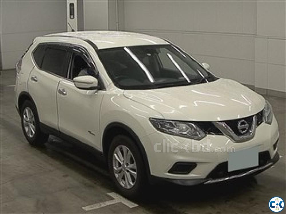 Nissan X Trail Hybrid 2015 Model Pearl Color large image 0