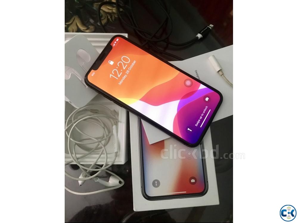 Apple iPhone X 64GB Full Boxed large image 0