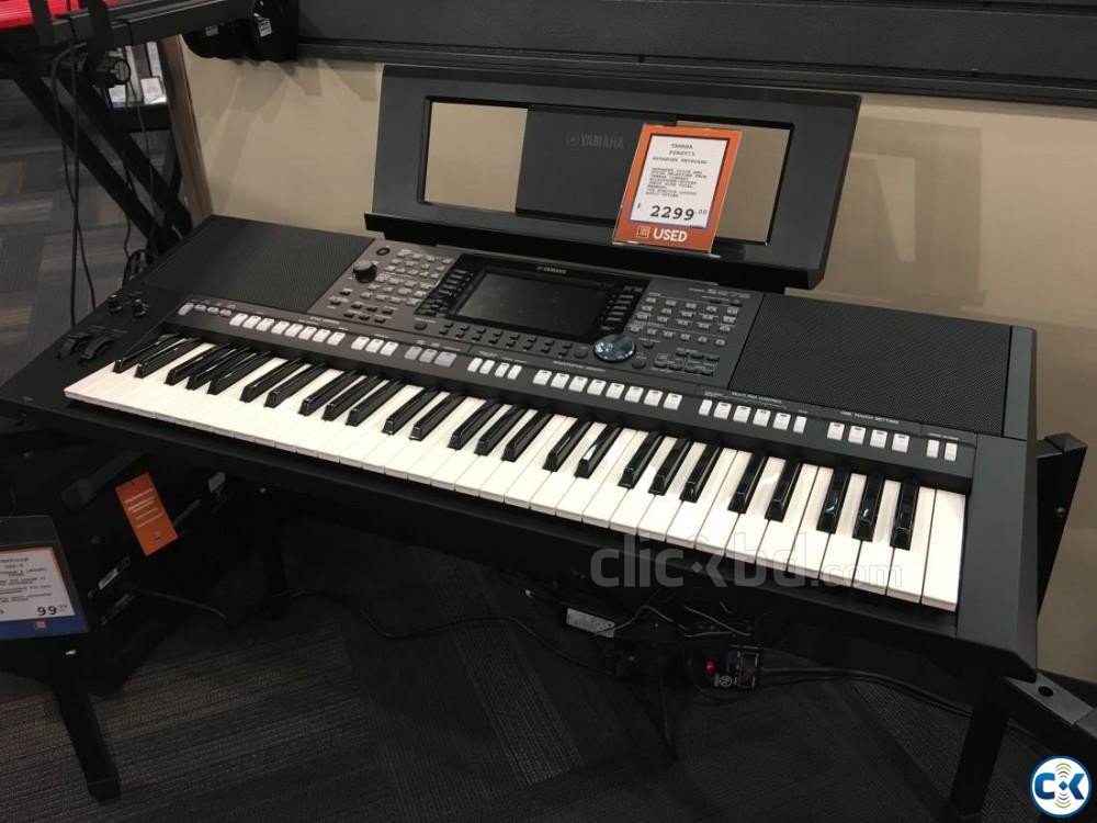 Selling Yamaha Tyros 5 1500USD large image 0