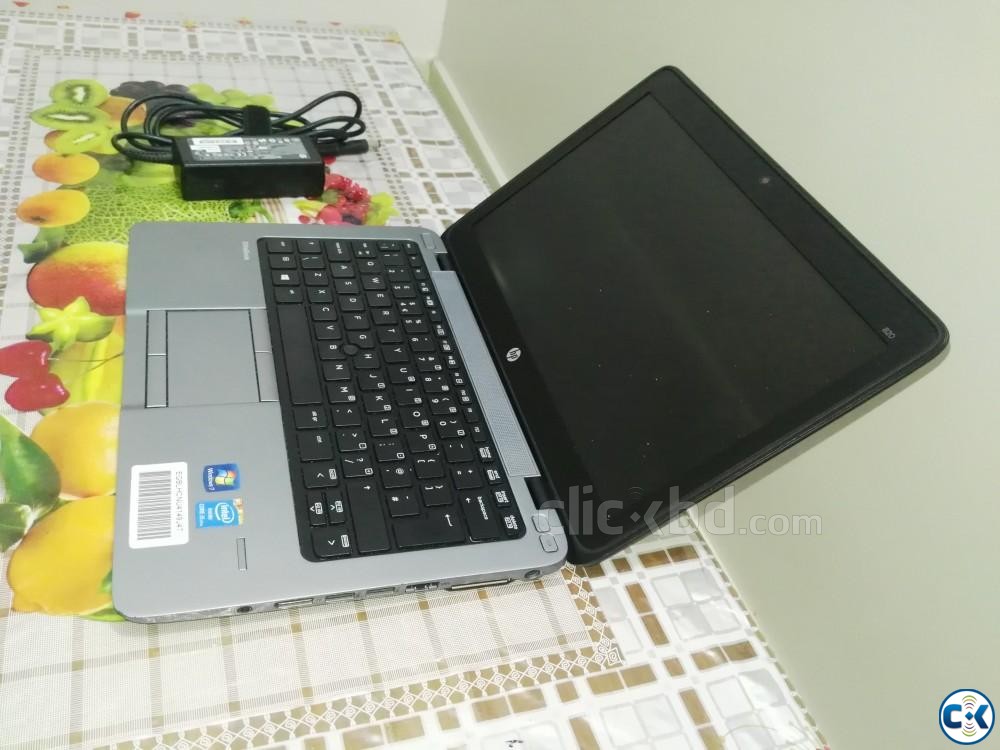 HP 820 Core i5 large image 0