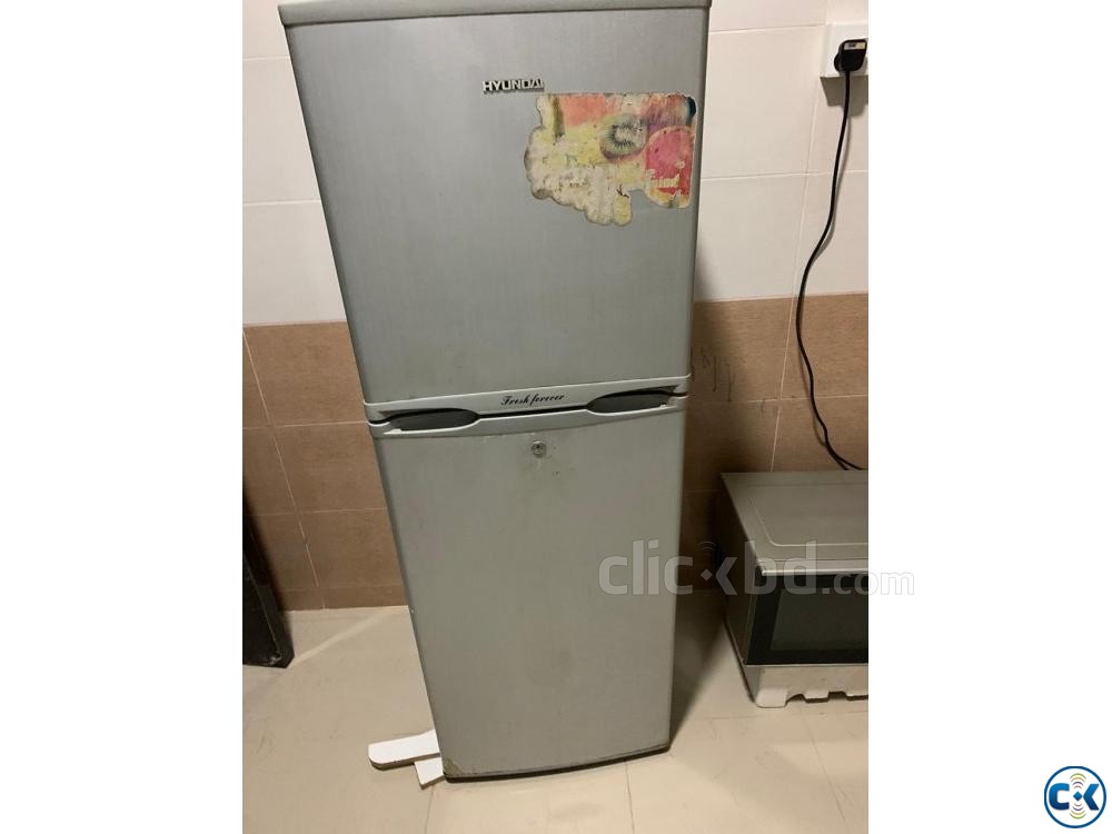 Hyundai refrigerator large image 0