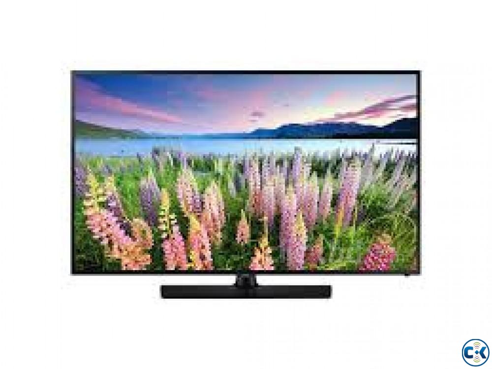 New Offer Samsung J4303 Wi-Fi 32 Inch Smart HD Live Color TV large image 0