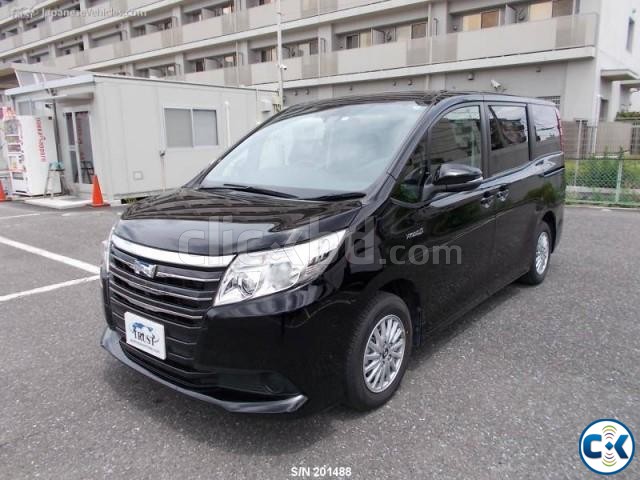 Toyota X Noah Hybrid 2016 Black large image 0