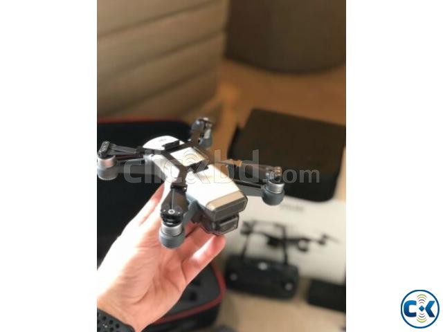 DJI Spark Fly More Drone Combo large image 0