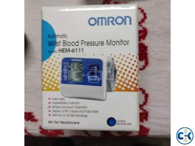 Omron digital Blood pressure monitor large image 0