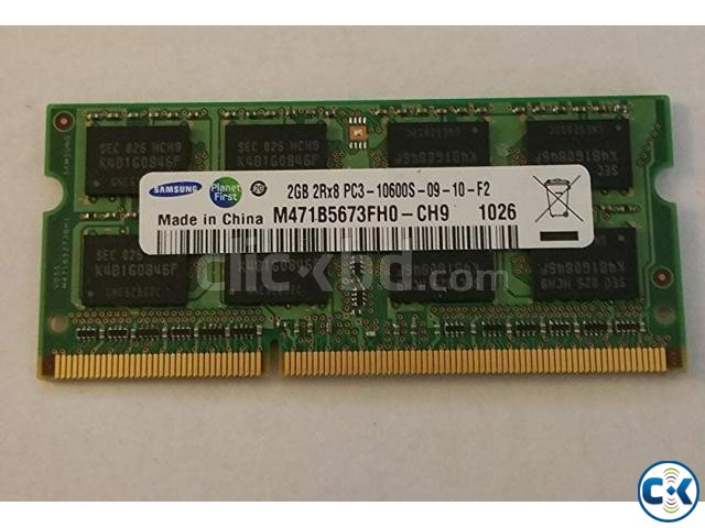 Samsung 2GB DDR3 RAM PC3-10600 204-Pin Laptop SODIMM large image 0