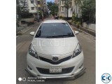 VITZ G PUSH PEARL WHITE 2011