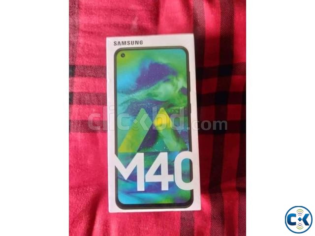 Samsung M40 Intact Full Box  large image 0