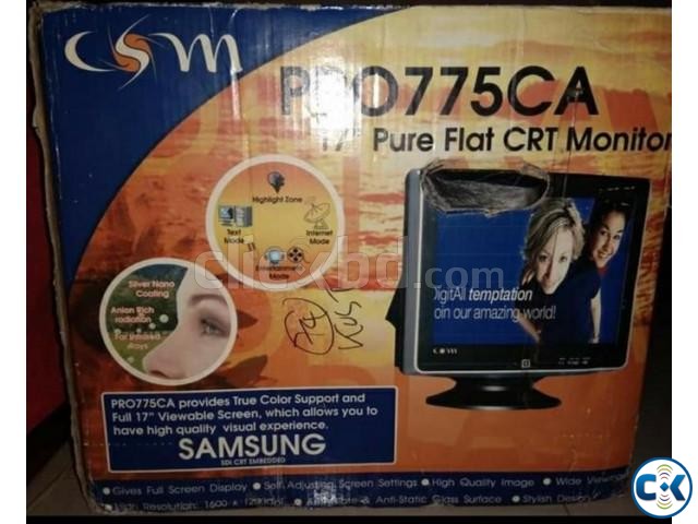 Fresh Box conditionSamsung 17 flat CRT Monitor pro 775ca large image 0