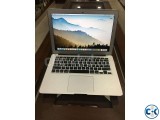 Macbook Air core i5 4GB ram 128 GB ssd