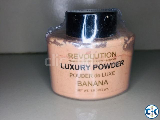 Revolution banana loose powder large image 0