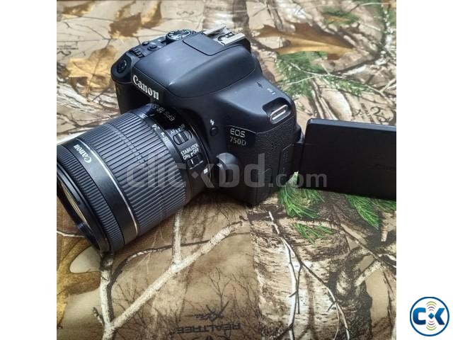 Canon EOS 750D DSLR Camera with EF-S 18-55mm IS II Lens Kit large image 0