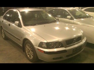 Volvo S40 All power MT 2000 Model 2004 regi