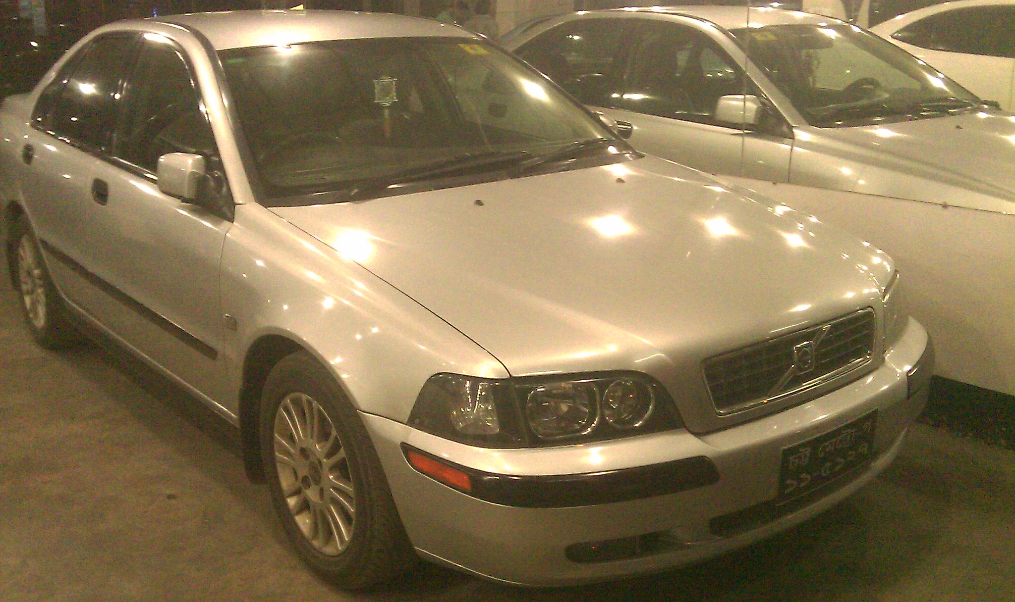 Volvo S40 All power MT 2000 Model 2004 regi large image 0