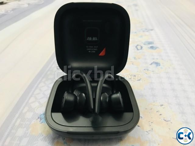 Powerbeats Pro wireless earphone large image 0