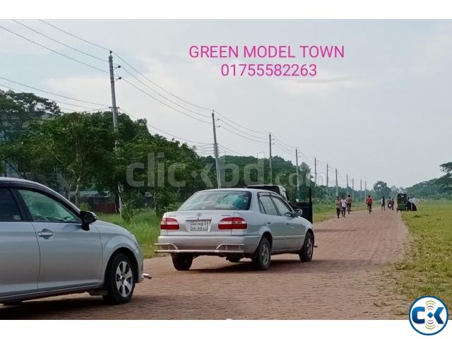 Green Model Town Land 10k READY large image 0