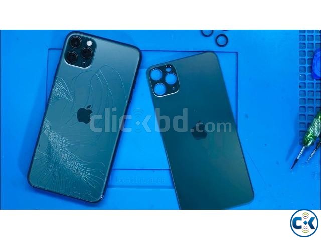 iPhone 11 Pro Pro Max Cracked Back Glass Repair Service large image 0