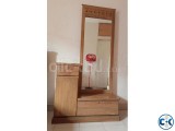 dressing table