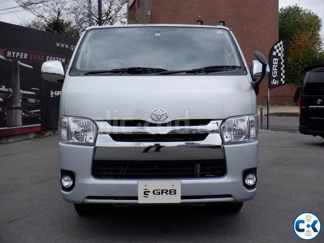 toyota hiace gl 2015 large image 0