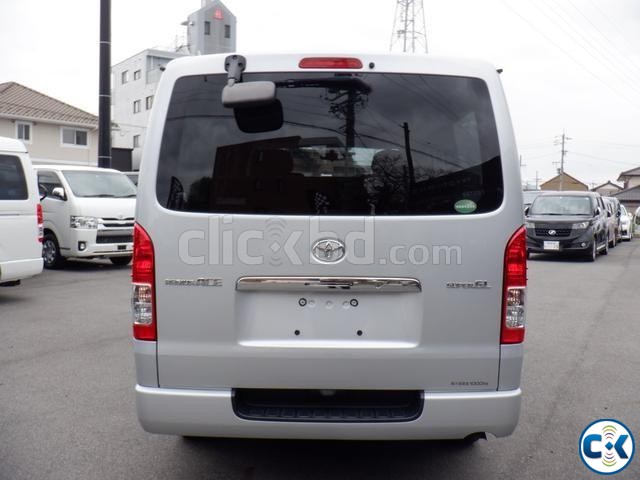 toyota hiace gl 2015 large image 1