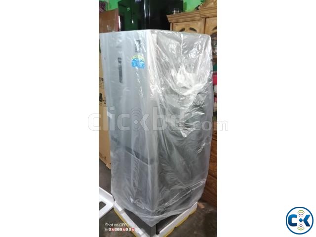 Samsung refrigerator 218L large image 3