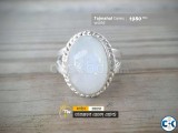 Ceylon Moonstone Ring - শ্রিলং মুনস্টোন পাথরের আংটি