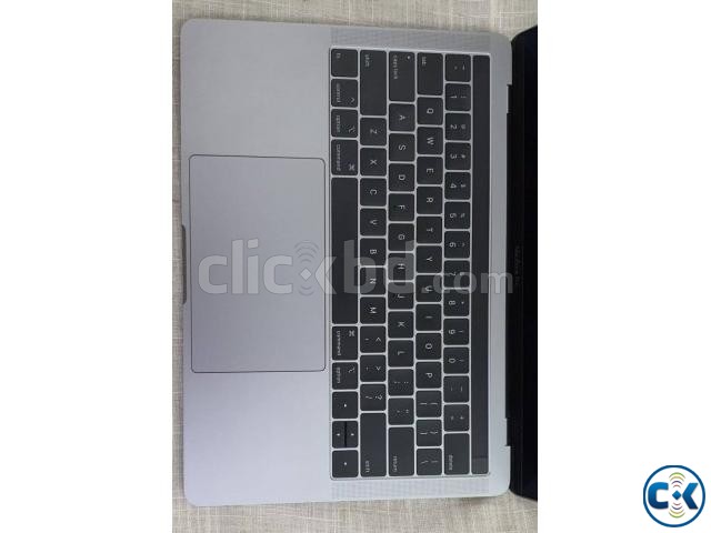 Apple MacBook 8 256 GB large image 1